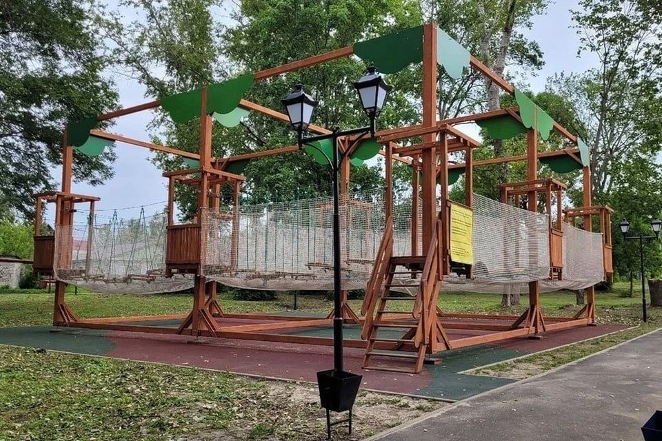 Закончили монтаж детского парка г. Шацк